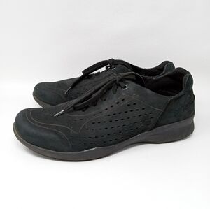 EARTH Serval Wide Womens 9.5D Black Perforated Nubuck Sport Sneaker Vented Shoe